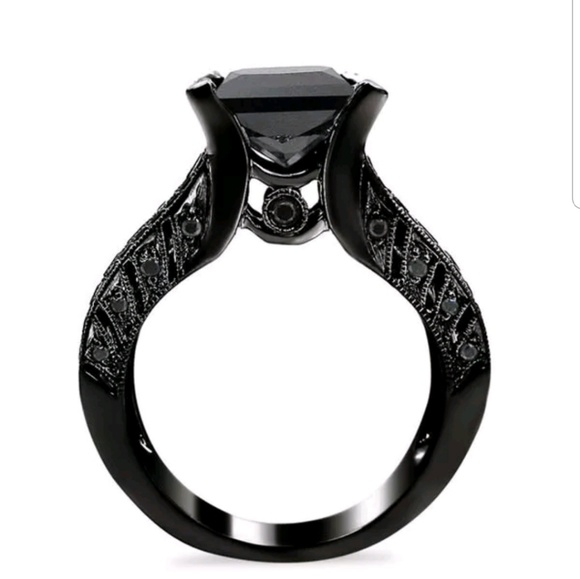 14k  gold filled black sapphire - Picture 3 of 4